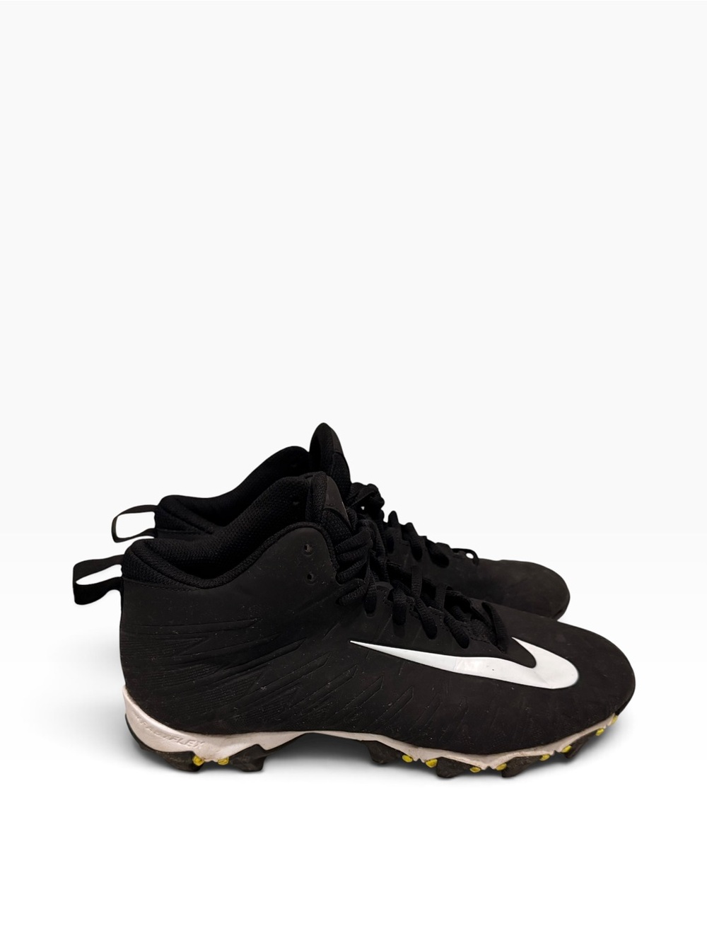 Nike Men's Black Athletic Cleats with White Swoosh